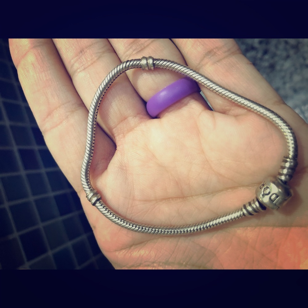 Pandora silver bracelet 7.5”